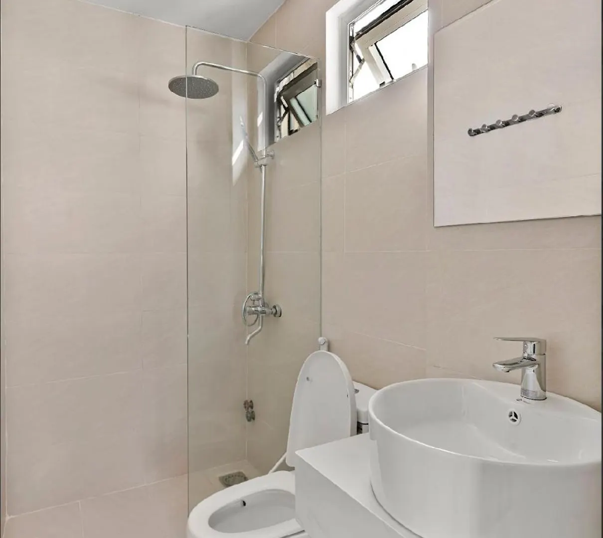 Leo Hotel & Apartment Da Nang 0*,  Vietnam